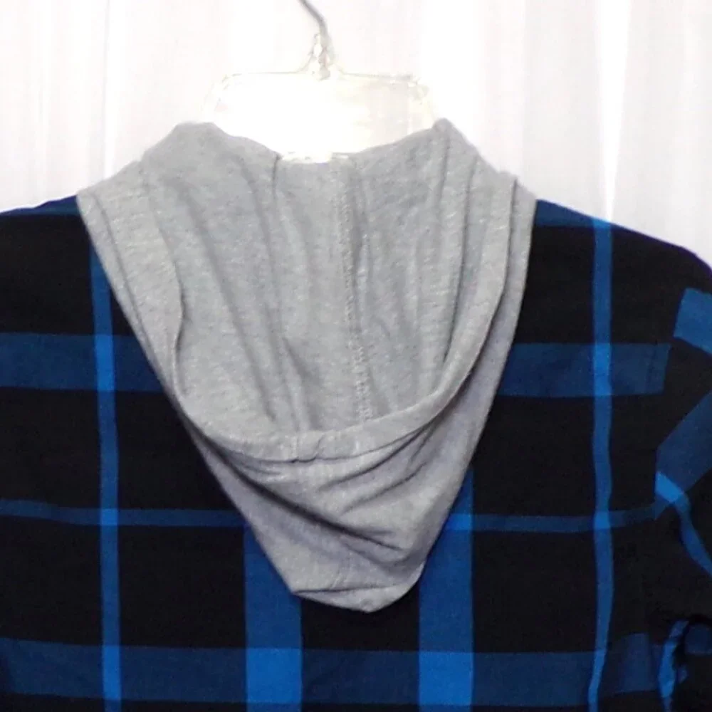 Old Navy Boys Plaid Button Up Shirt Hoodie Size Small Blue Black Pockets School